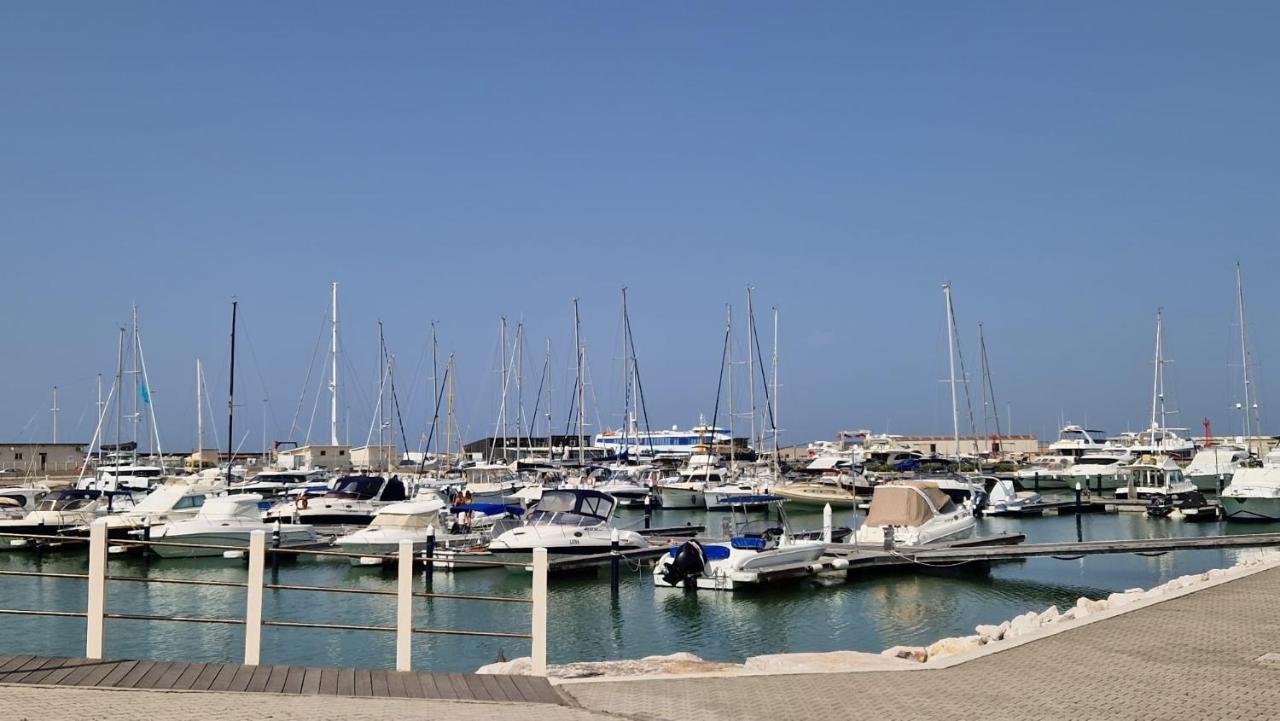 Casa Sveva holiday home Termoli Exteriör bild